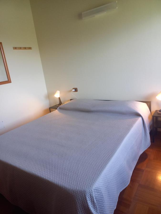 La Madonnina Bed & Breakfast Querceta Eksteriør bilde